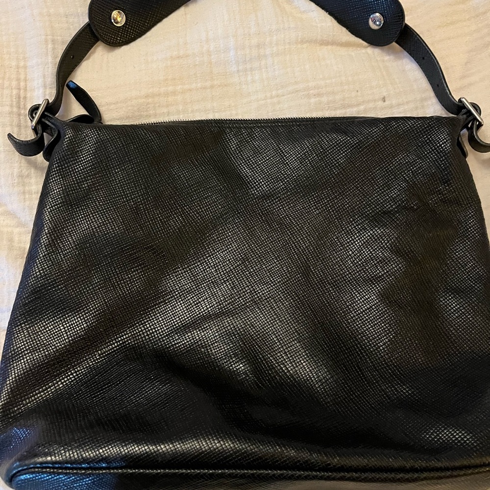 Longchamp black tote bag. Lightly used. In great condition. Can be used as purse - Picture 3 of 4